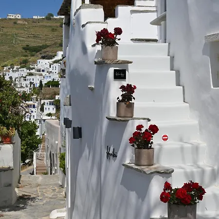 Kariki Blue Triantaros-tinos 度假居 Triandáros