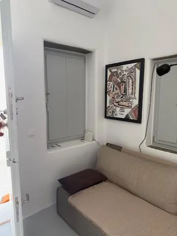 Kariki Blue Triantaros-tinos * Triandáros