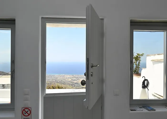 Kariki Blue Triantaros-tinos 別荘 Triandáros